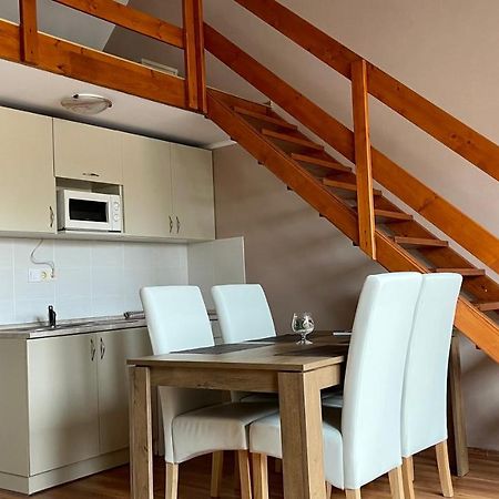 Gyula Var Premium Apartman Exterior foto