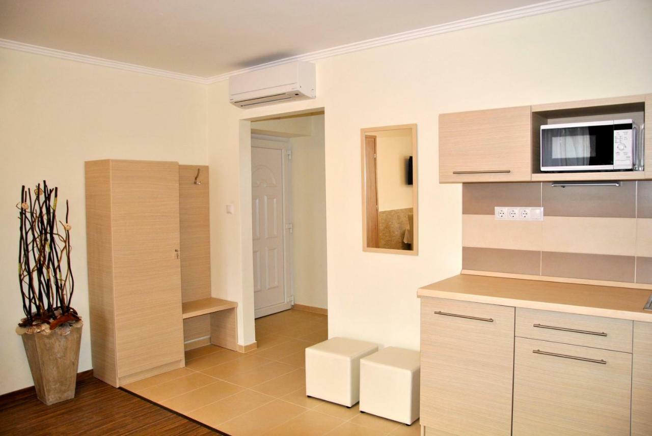 Gyula Var Premium Apartman Exterior foto